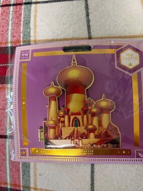 Disney Gold & Purple Genie Castle Enamel Pin